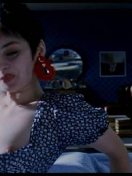 Моя девушка против меня или Голые девушки в бане фото